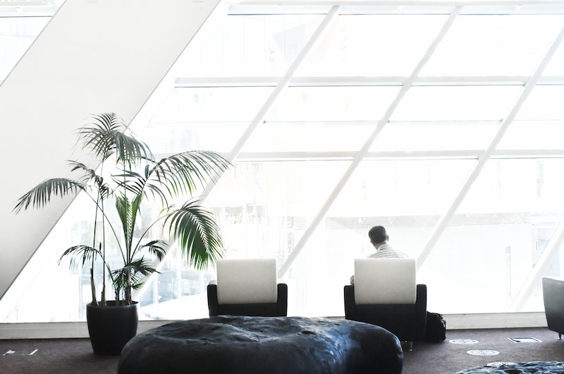 簡約風辦公室光環境塑造，提昇工作效率與舒適感